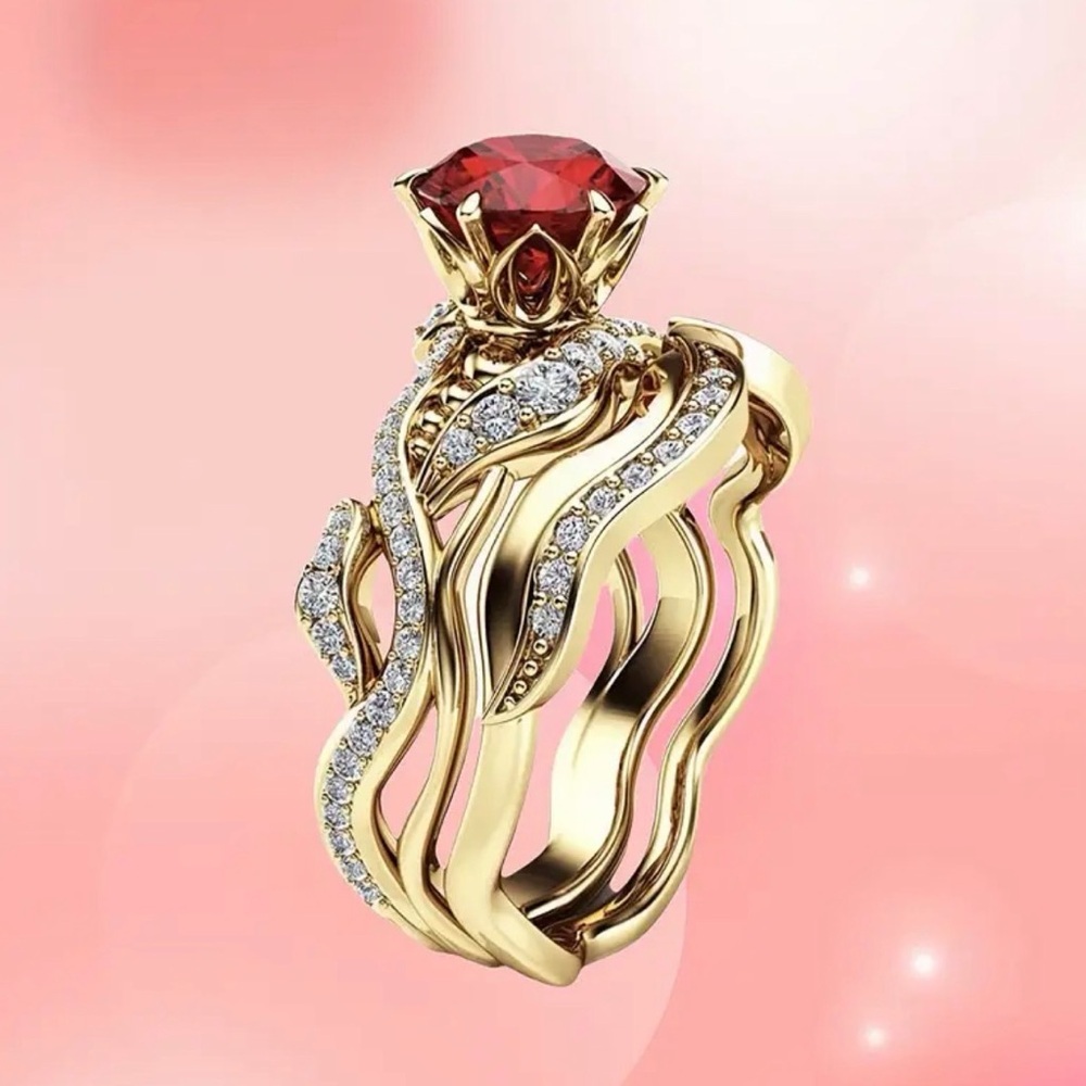 Elegant Gold and Red Gemstone Ring Set. - Picture 5 of 7